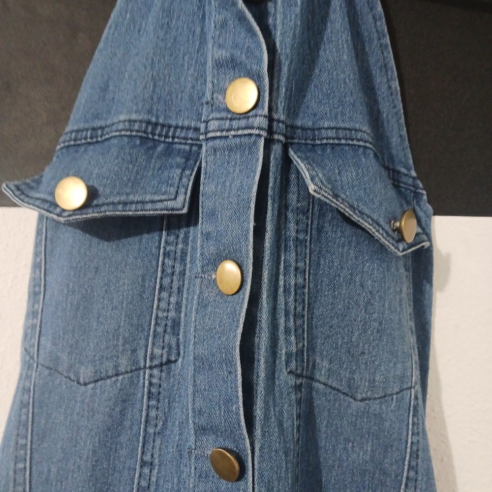 Women Light blue denim buttond halter collared  midi dress - Picture 6 of 12